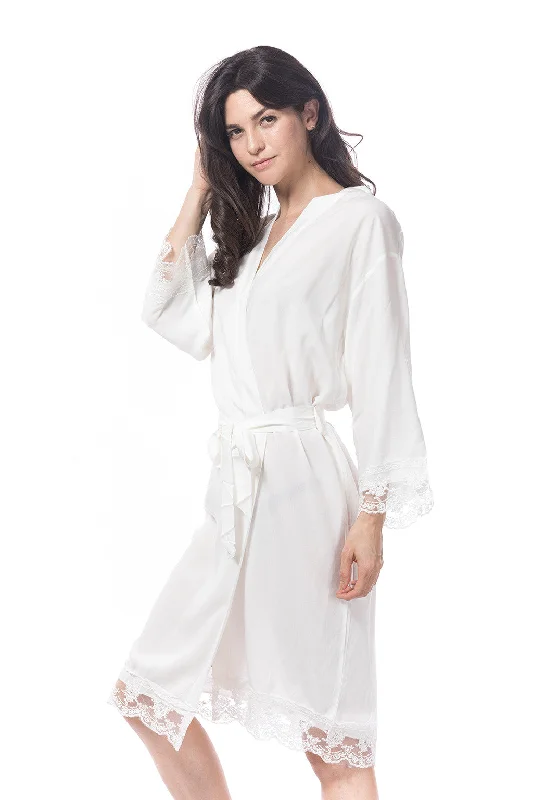 women's pajamas designed for those who believe in sweet dreams and cozy nights.Cotton Lace Trim Robe White