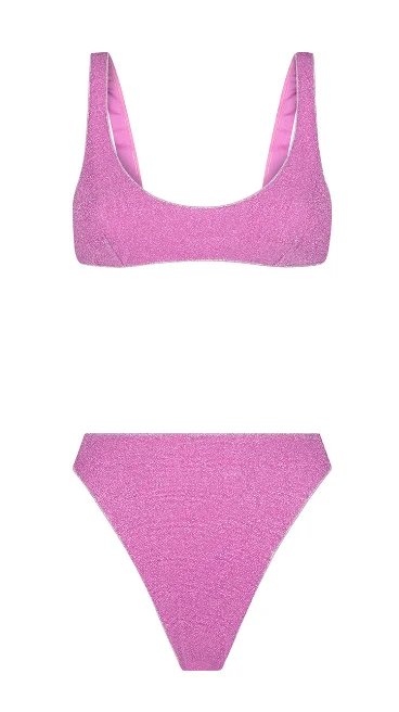 seamless bra with underwire supportGlicine Lumiere Sporty 90's Set: $238