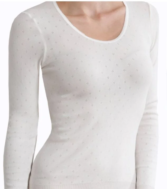 seamless bra with lace detailingBASELAYERS - TRADITIONAL THERMAL LONG SLEEVE TOP