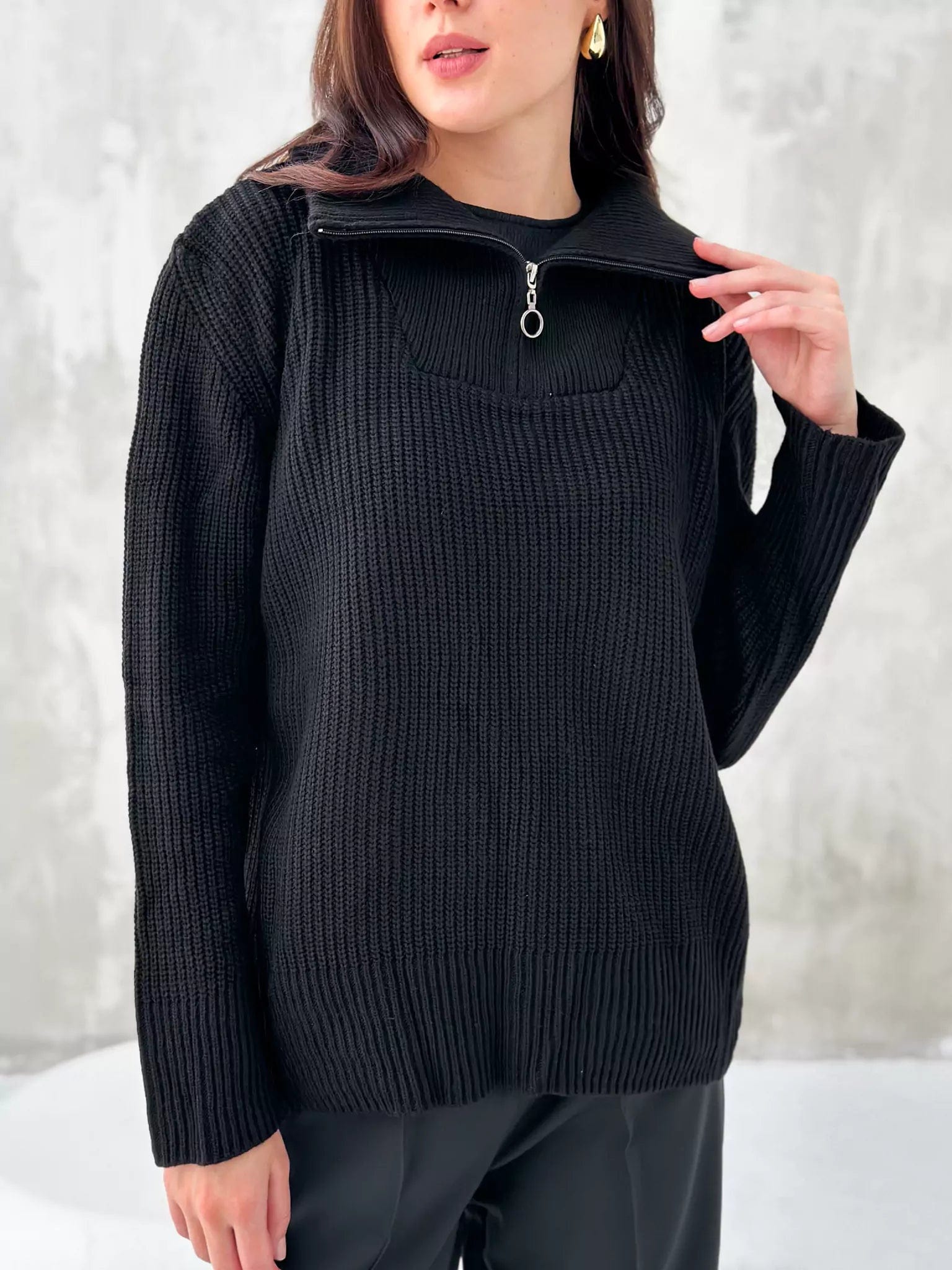 Women's Solid BlouseNevermore Black Sweater