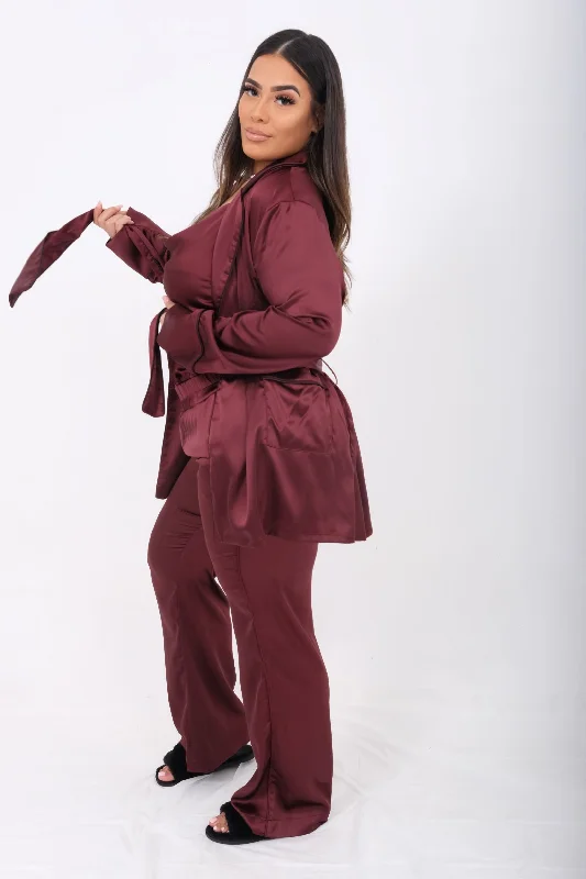 women's pajamas with a subtle shimmerMona Peignoir