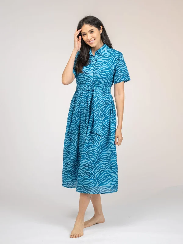 Women's Notched Collar DressesThe Elle Midi Dress | Blue Zebra