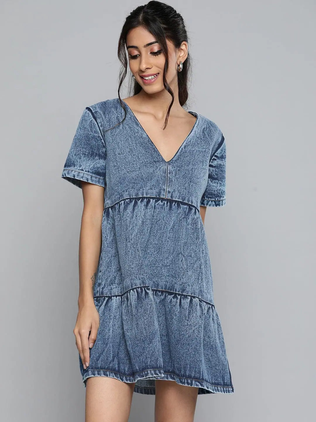 Women's Scalloped Hem ShortsBlue Denim Tiered Shorts Dress