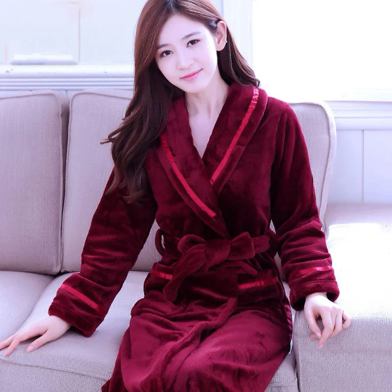 elegant women's satin pajamasRobe de Chambre Polaire Femme "Rouge"