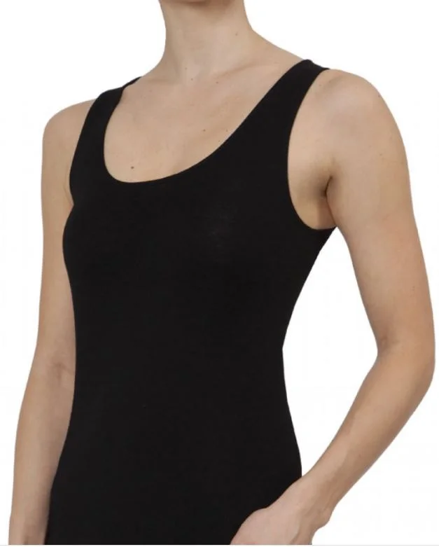 wireless bra with molded cupsBASELAYERS - PURE MERINO WOOL RIB VEST