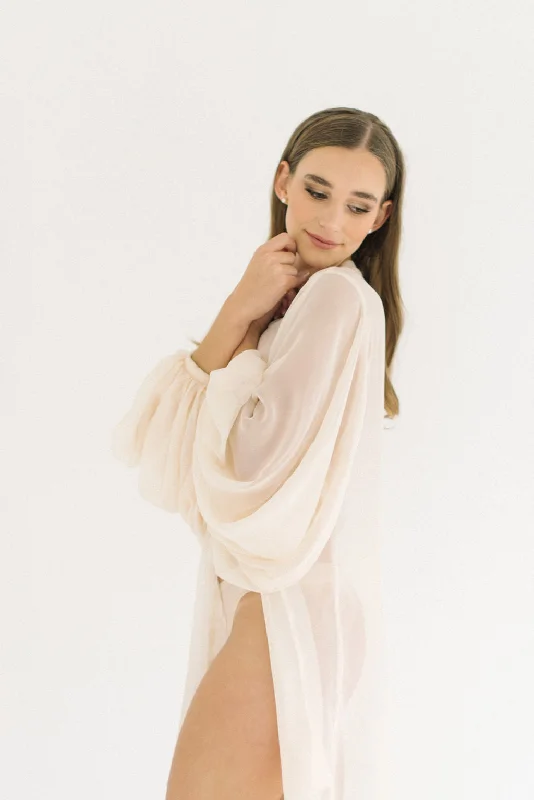 women's pajamas for those who cherish their bedtime routinesDelphine Robe