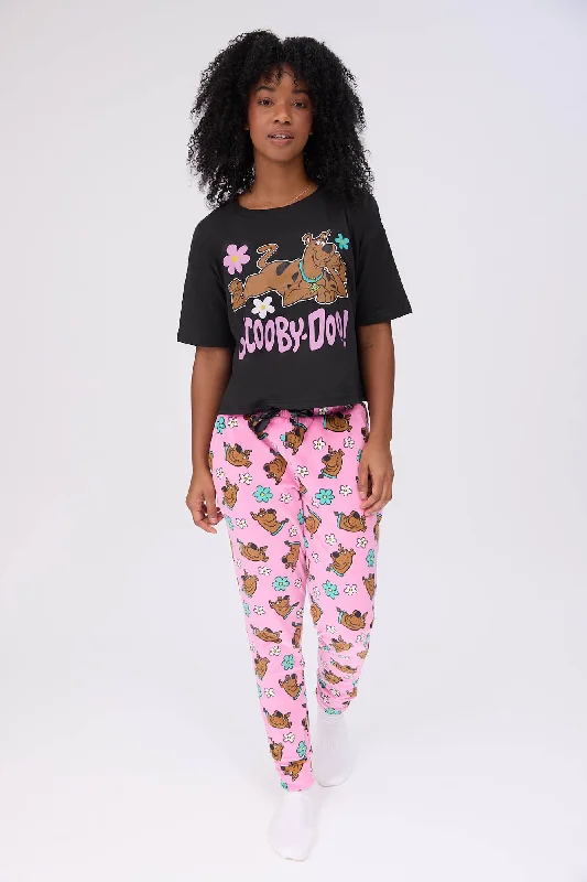 women's pajamas with a cozy, snug fit for ultimate comfortScooby-Doo! Pajama Tee And Jogger 2-Piece Set